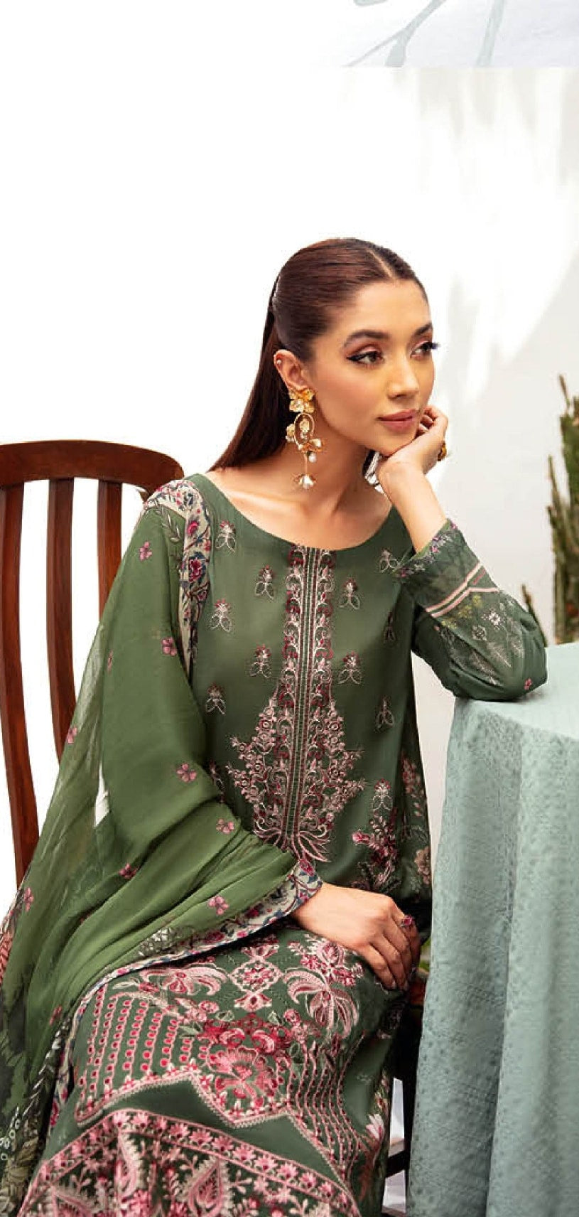 Pakistani Ramsha Mashaal Embroidered Unstitched Three-Piece - Forest Garnet