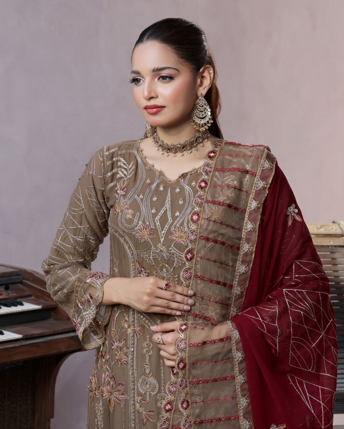 Pakistani Bin Khalid Dastaan Exclusive Chiffon Unstitched Three Piece – Royal Mocha