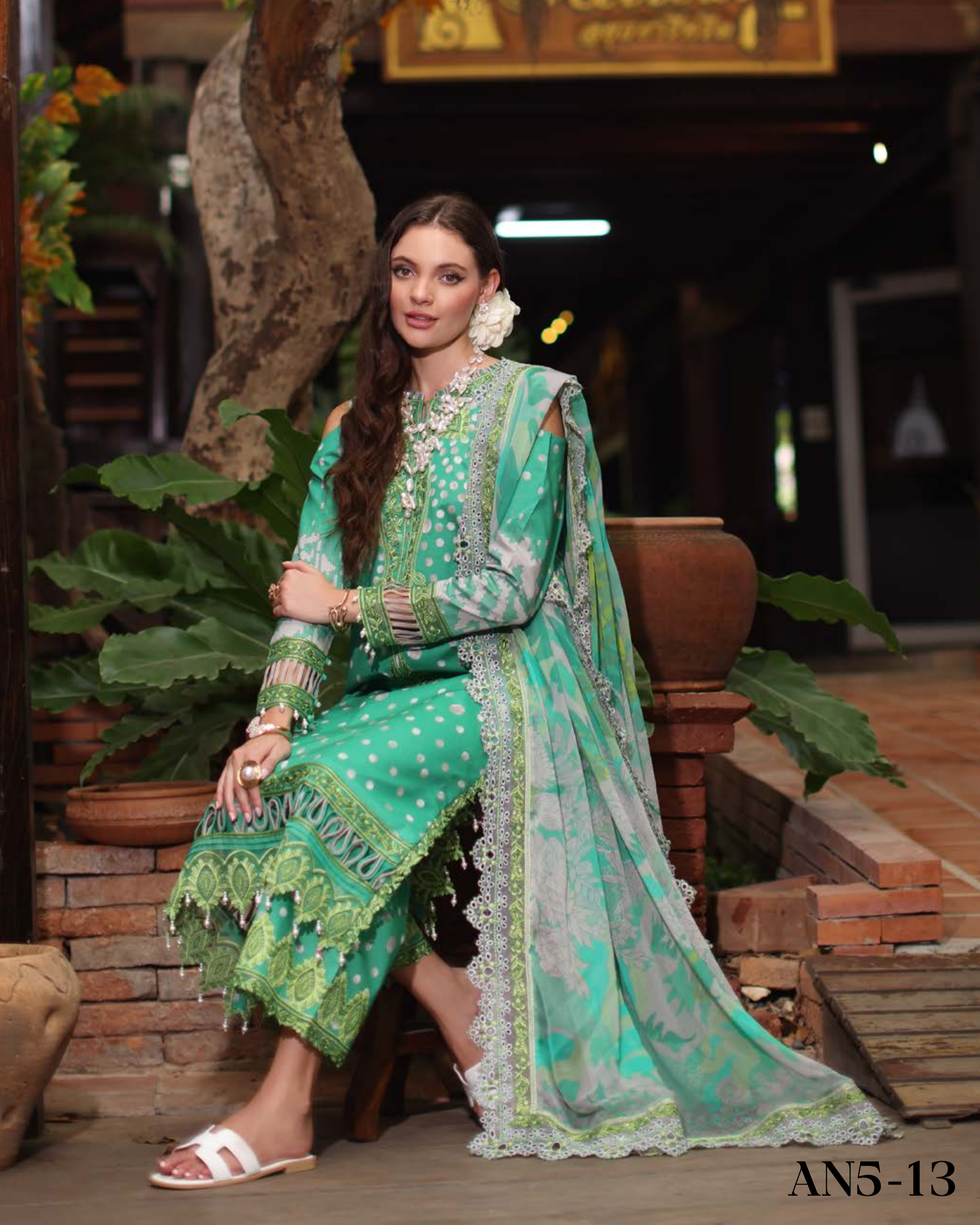 Pakistani Charizma Aniiq Embroidered Unstitched Lawn Collection – Spearmint Frost